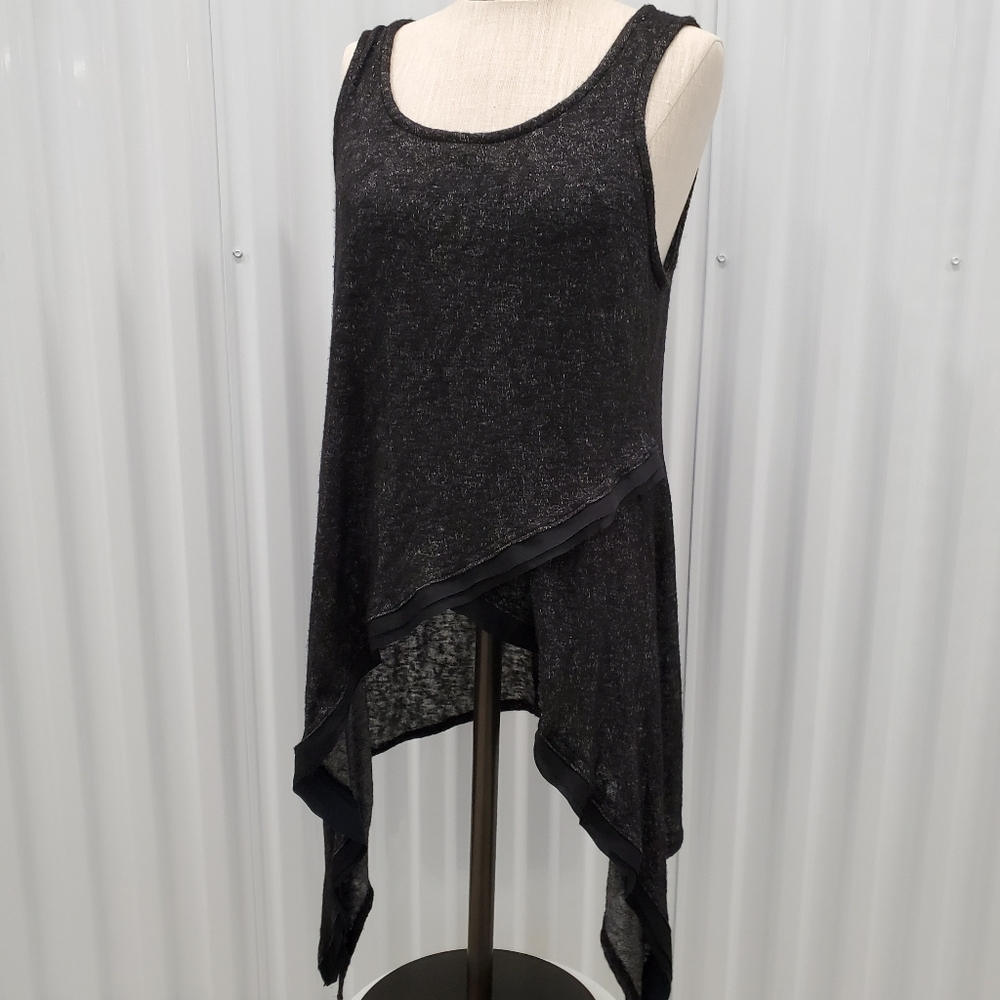 Shark Bite Hem Tank